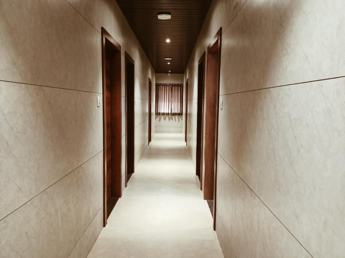 Hotel Prasad NX Bombay Eksteriør billede